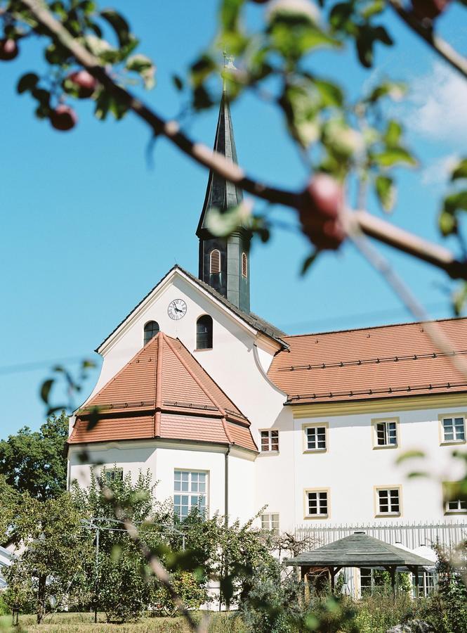 Kapuzinerhof Seminar- Und Kongresshotel 劳芬 外观 照片